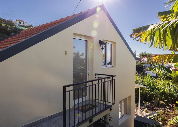 Romantic Seaview Wine House In Madeira *