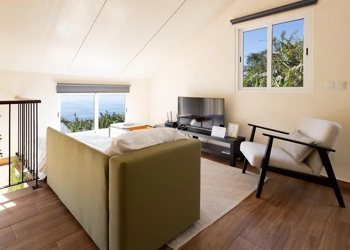 度假居 Romantic Seaview Wine House In Madeira 蓬他达维托亚