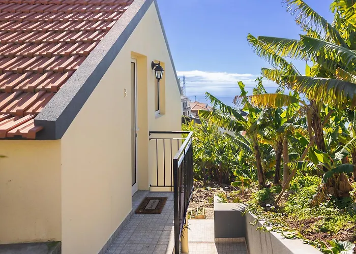 度假居 Romantic Seaview Wine House In Madeira 蓬他达维托亚